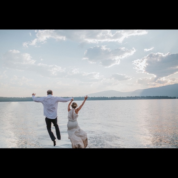 Meet your Posher, Brittany - Picture 3 of 4